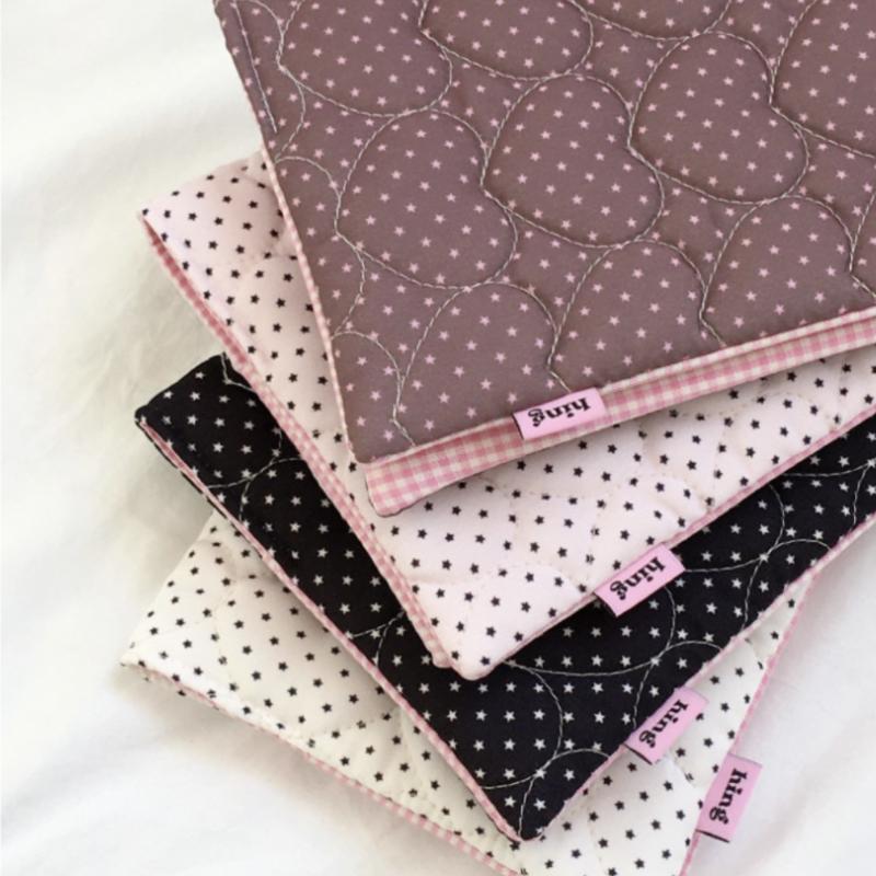 폴카 도트 무늬 A5 사이즈 책 커버, 퀼팅 처리된 면 - Notebook Dotted A5 리뷰 및 가격